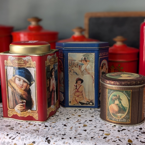 Vintage Coka Cola Container Set - Picture 1 of 7